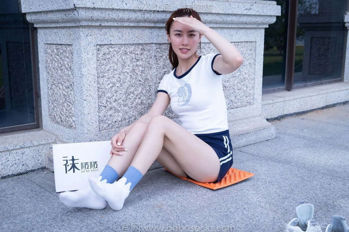 [BoBoSocks袜啵啵]NO.028 小米-运动鞋、白棉袜、裸足 [133P]插图9